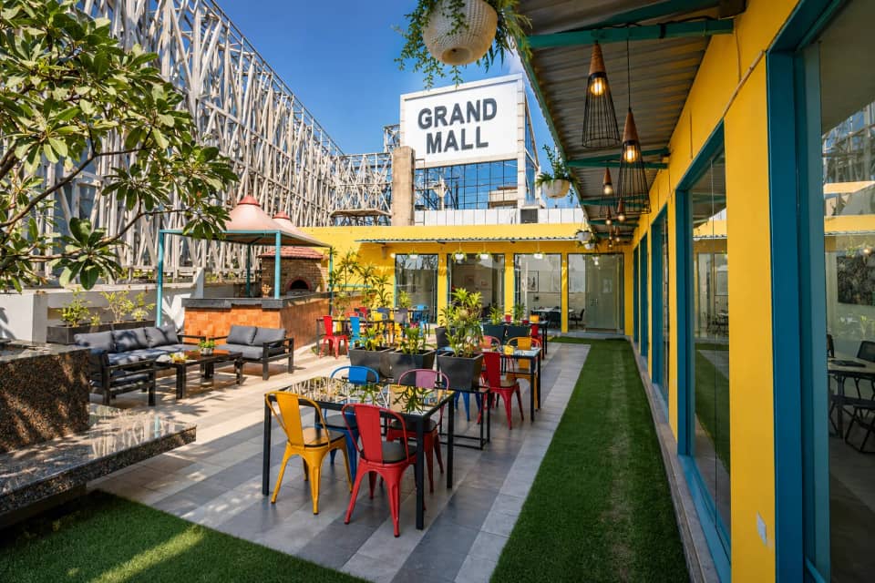alt.f MGF Megacity Mall, MG Road, Gurgaon (photo from alt.f coworking)