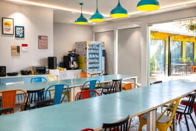 alt.f MGF Megacity Mall, MG Road, Gurgaon (photo 3 from alt.f coworking)